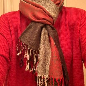 Beautiful Pashmina Scarf - red / black